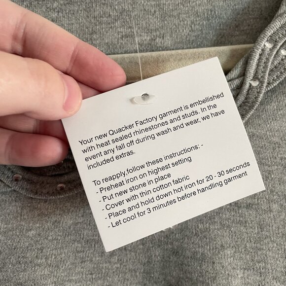 Quacker Factory Women L Gray Rhinestone Braided Sparkle 3/4 Sleeves T-Shirt NWT - Picture 8 of 10